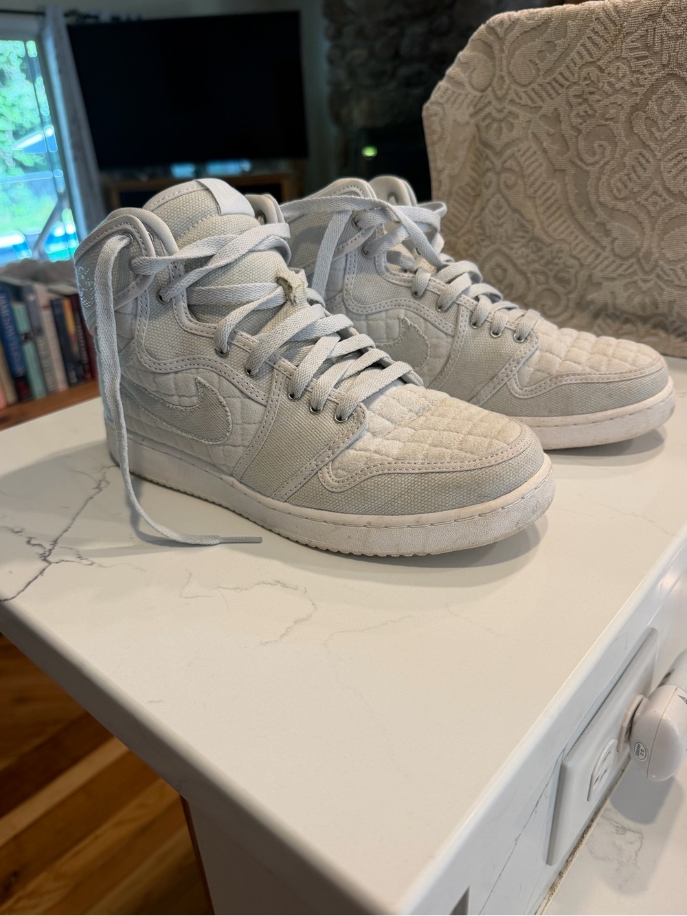 Jordan 1 Retro AJKO Quilted Pure Platinum